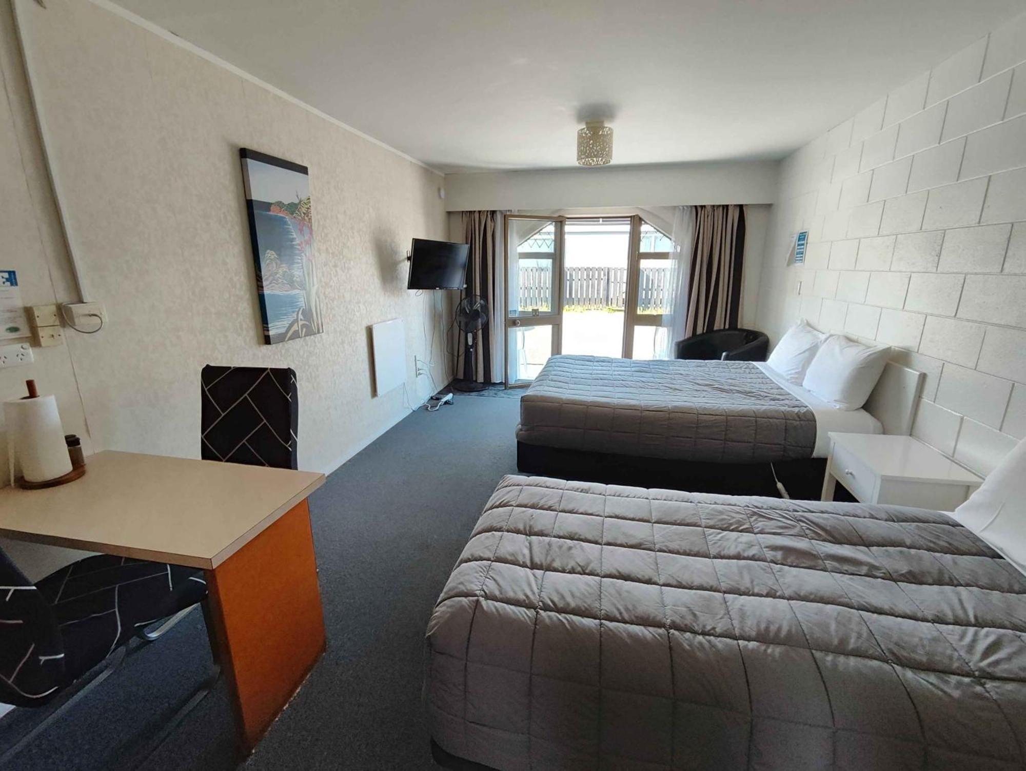 פאנגאריי Motel Villa Del Rio מראה חיצוני תמונה